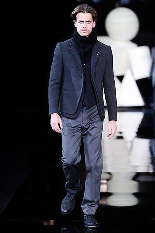 Emporio Armani / - 2010-2011